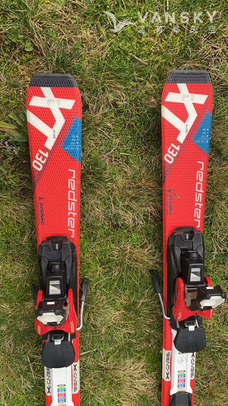 251109193910_Ski Board3.jpg